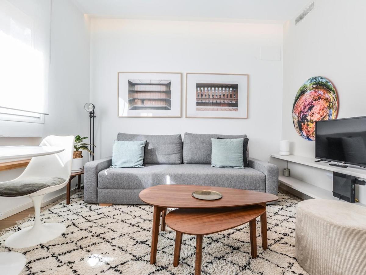Apartamento Reformado En La Calle Pez Alquiler Temporal Madrid Eksteriør billede