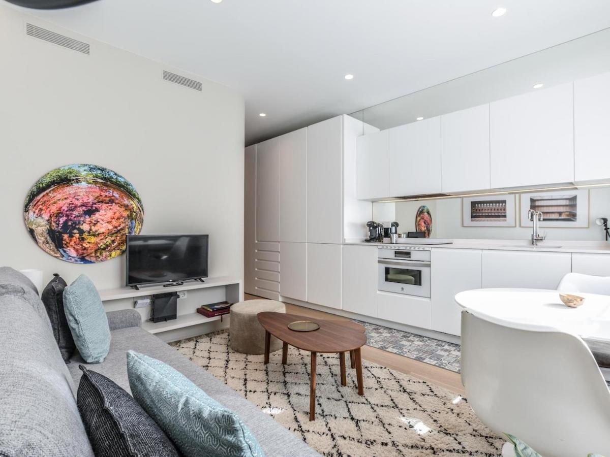 Apartamento Reformado En La Calle Pez Alquiler Temporal Madrid Eksteriør billede